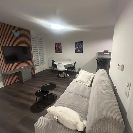 Central Disney Apartment